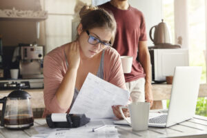 Debt Consolidation: An In-Depth Guide to Assessing Pros and Cons for Financial Relief