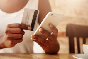 Managing Several Credit Cards: Smart Tips for Staying Organized and Maximizing Rewards